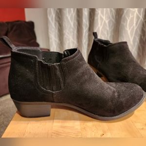 Torrid Chelsea Booties, 9.5WW
